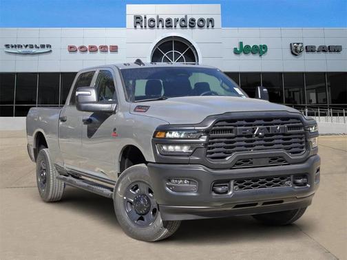 2026 RAM 2500 Tradesman Crew Cab 4x4 6'4' Box