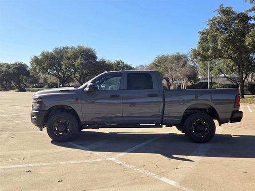 2026 RAM 2500 Tradesman Crew Cab 4x4 6'4' Box