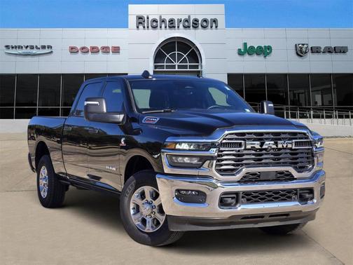 2025 RAM 2500 Big Horn Crew Cab 4x2 6'4' Box