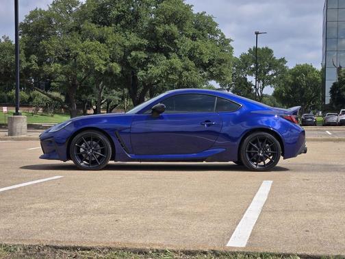 Trueno Blue 2022 Toyota GR86 Premium