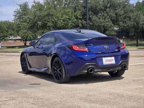 Trueno Blue 2022 Toyota GR86 Premium