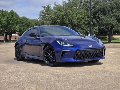 Trueno Blue 2022 Toyota GR86 Premium