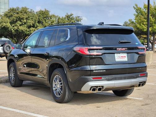 2025 GMC Acadia FWD Elevation
