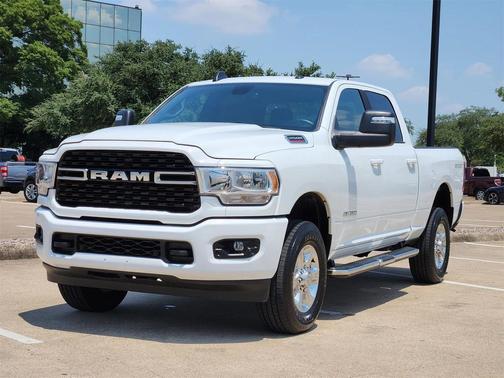 2024 RAM 2500 Big Horn Crew Cab 4x4 6'4' Box