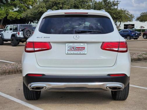2018 Mercedes-Benz GLC 300 Base
