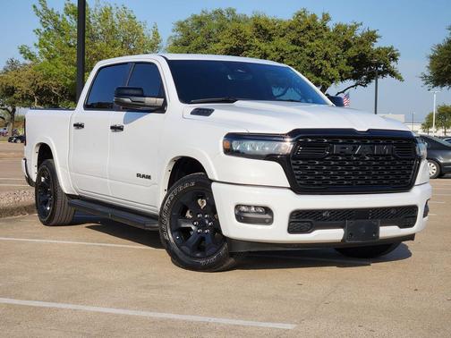 Bright White Clearcoat 2025 RAM 1500 Big Horn/Lone Star