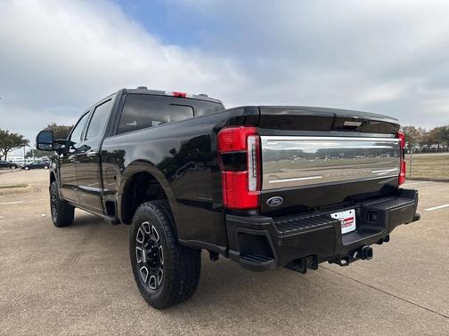 2023 Ford F-350 Platinum