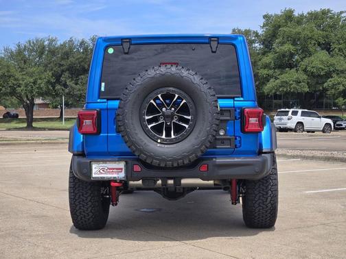 Hydro Blue Pearlcoat 2026 Jeep Wrangler Rubicon