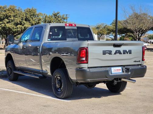2026 RAM 2500 Tradesman Crew Cab 4x4 6'4' Box