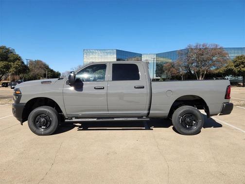 2026 RAM 2500 Tradesman Crew Cab 4x4 6'4' Box