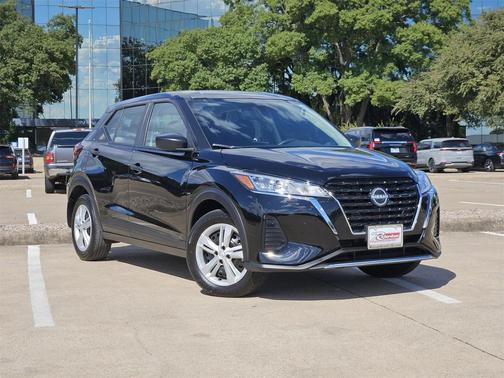 2024 Nissan Kicks S