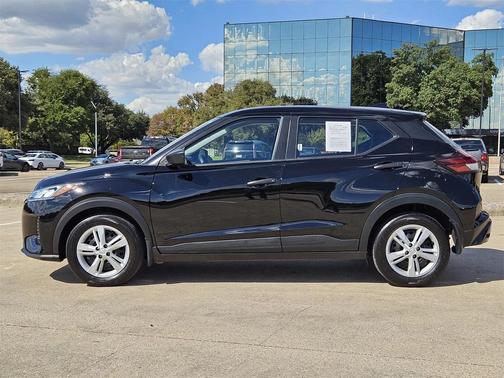 2024 Nissan Kicks S