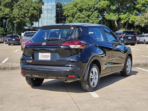 2024 Nissan Kicks S