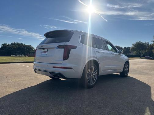 2020 Cadillac XT6 Premium Luxury FWD