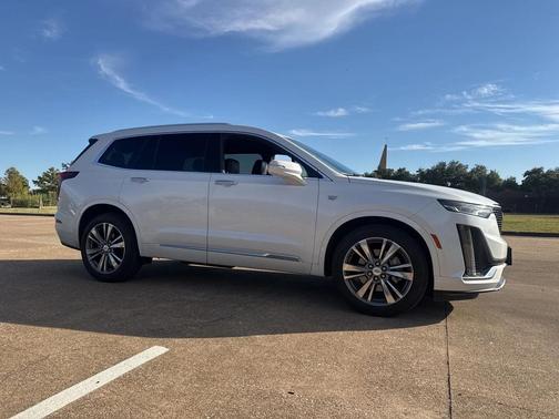 2020 Cadillac XT6 Premium Luxury FWD