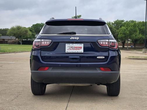 Jazz Blue Pearlcoat 2019 Jeep Compass Latitude
