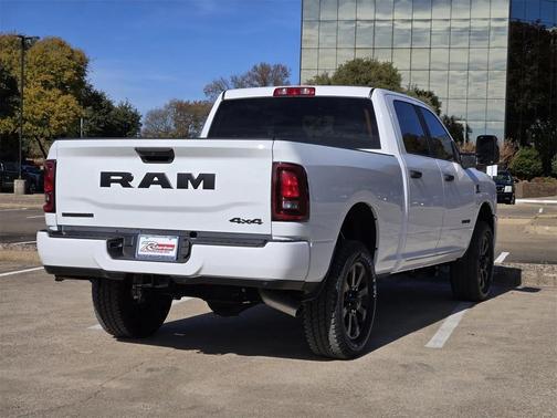 2025 RAM 2500 Big Horn Crew Cab 4x4 6'4' Box