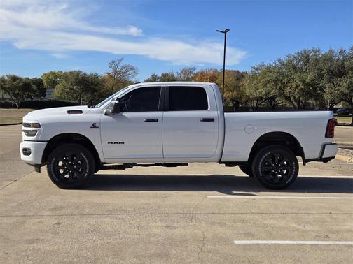 2025 RAM 2500 Big Horn Crew Cab 4x4 6'4' Box