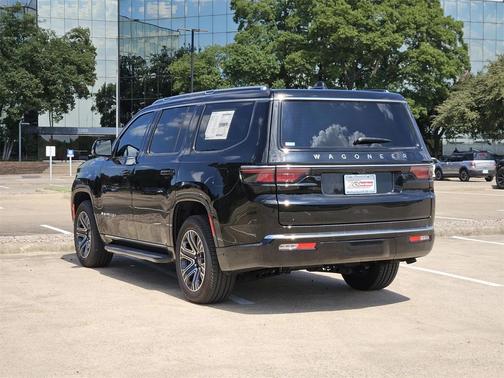 2025 Jeep Wagoneer 4x2