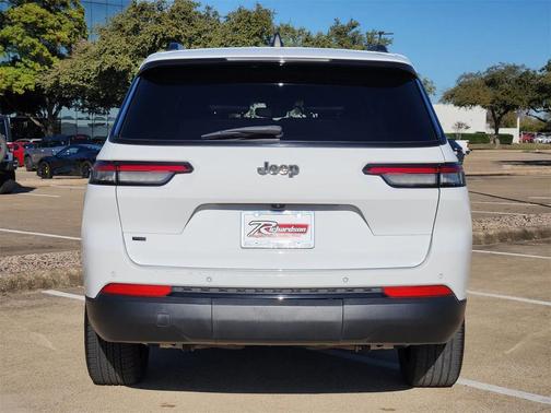 2022 Jeep Grand Cherokee Laredo