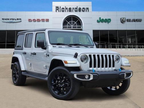 Silver Zynith Clearcoat 2023 Jeep Wrangler 4xe Sahara
