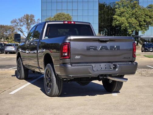 2025 RAM 2500 Big Horn Crew Cab 4x4 6'4' Box