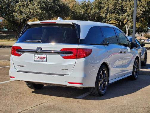 2022 Honda Odyssey Elite
