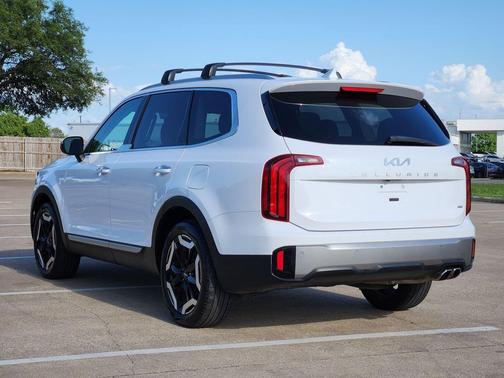 Glacial White Pearl 2025 Kia Telluride S