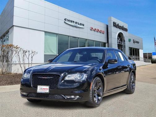 2021 Chrysler 300 S