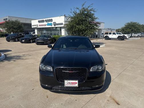 2021 Chrysler 300 S