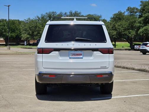 2022 Jeep Wagoneer Series III 4x2