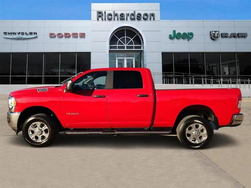 2024 RAM 2500 Big Horn Crew Cab 4x4 6'4' Box