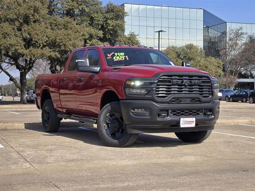 2026 RAM 2500 Tradesman Crew Cab 4x4 6'4' Box