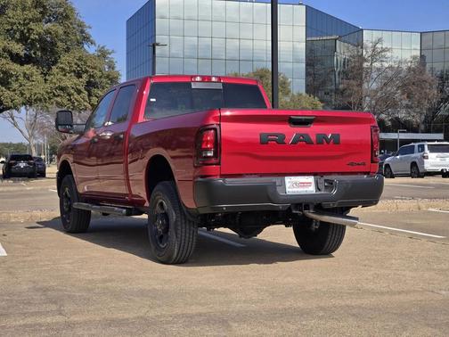2026 RAM 2500 Tradesman Crew Cab 4x4 6'4' Box