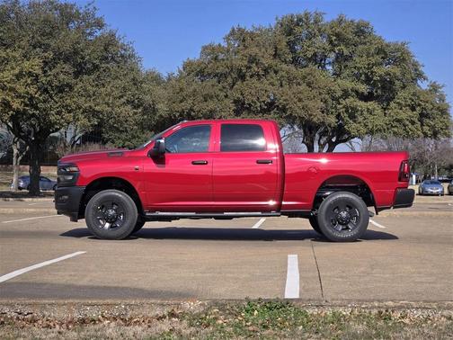 2026 RAM 2500 Tradesman Crew Cab 4x4 6'4' Box