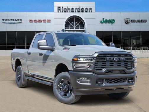 2026 RAM 2500 Tradesman Crew Cab 4x4 6'4' Box