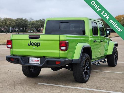 2025 Jeep Gladiator Sport