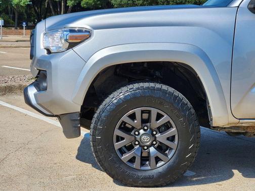 Silver Sky 2021 Toyota Tacoma SR5