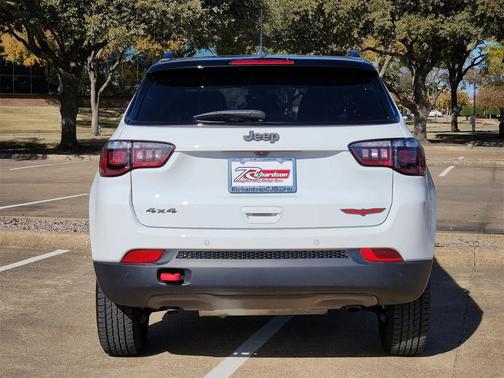 2023 Jeep Compass Trailhawk