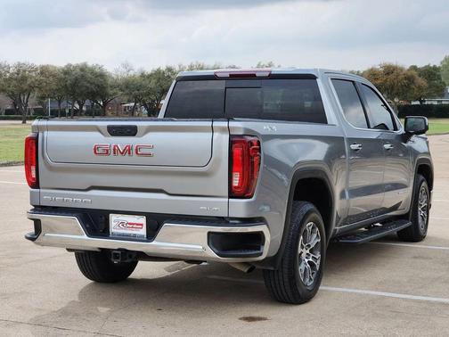 2023 GMC Sierra 1500 SLT