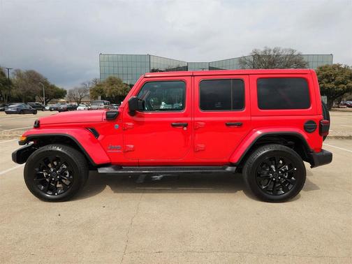 2025 Jeep Wrangler 4xe Sahara