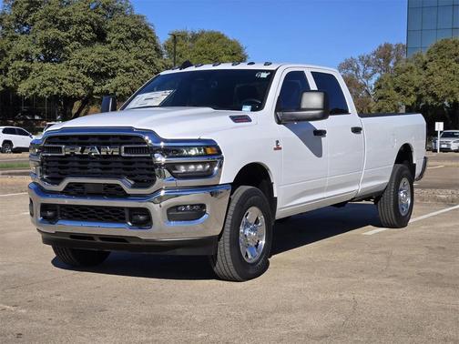 2025 RAM 2500 Tradesman Crew Cab 4x4 8' Box