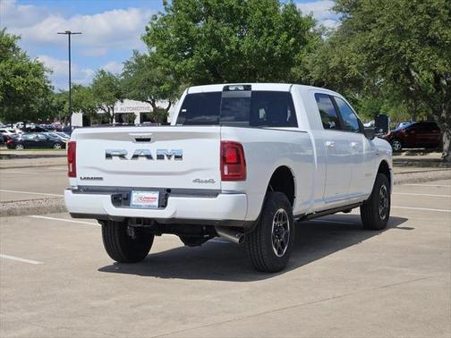2025 RAM 2500 Laramie Crew Cab 4x4 6'4' Box