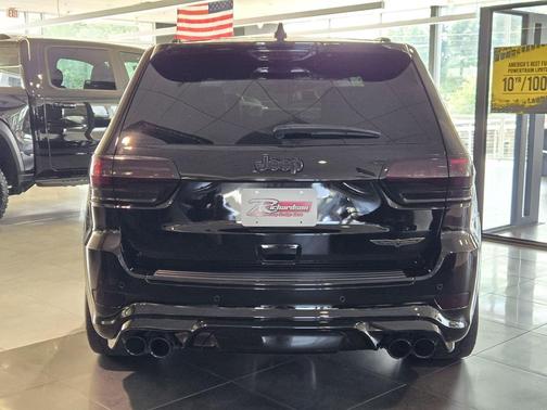Diamond Black Crystal Pearlcoat 2018 Jeep Grand Cherokee Trackhawk