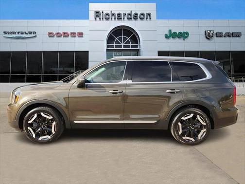 2023 Kia Telluride S