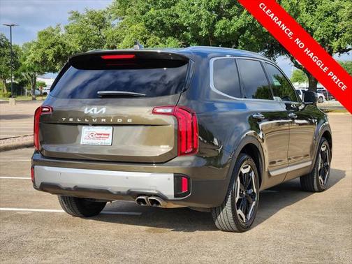 2023 Kia Telluride S