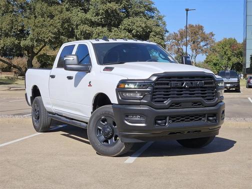 2026 RAM 2500 Tradesman Crew Cab 4x4 6'4' Box