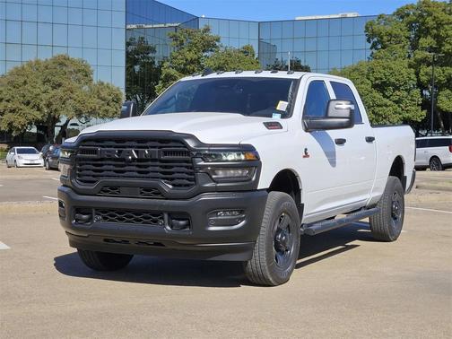 2026 RAM 2500 Tradesman Crew Cab 4x4 6'4' Box
