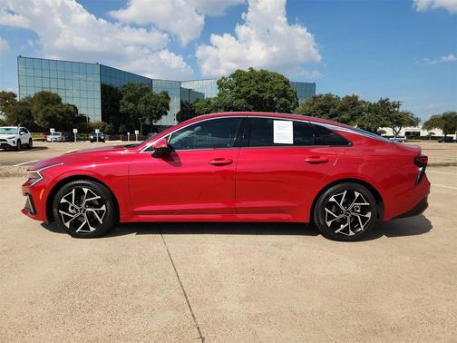 2025 Kia K5 EX