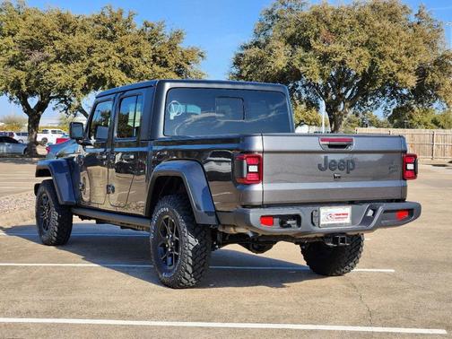 2025 Jeep Gladiator Willys